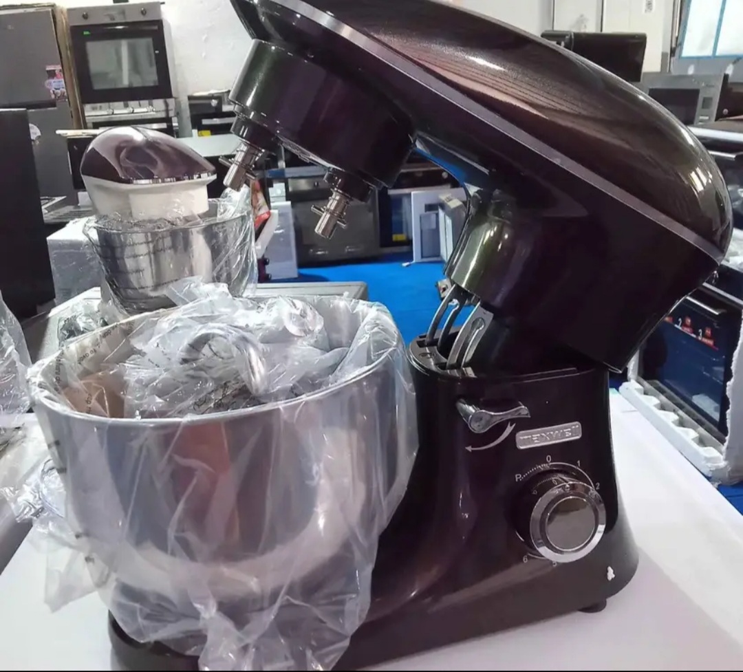 PÉTRIN MAXWELL MULTIFONCTION 1400W/ 6L/ ROUZ CLAIR